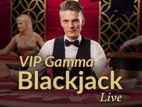 记者：阿劳霍今日继续随巴萨合练，皮亚尼奇则缺席